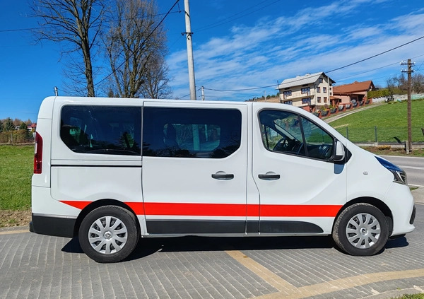Renault Trafic cena 105000 przebieg: 117416, rok produkcji 2019 z Wolbrom małe 781